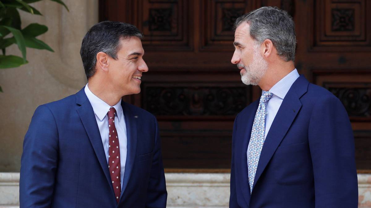 Pedro Sánchez y Felipe VI, en el palacio de Marivent, este miércoles.