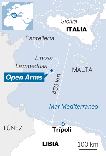 El ‘Open Arms’ entra en aguas italianas pero los guardacostas le impiden atracar en Lampedusa