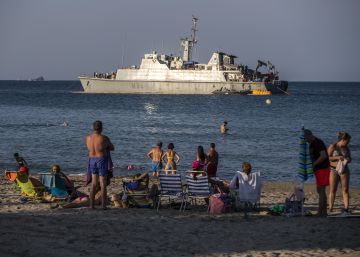 La Armada investiga por imprudencia al comandante del buque que encalló en La Manga