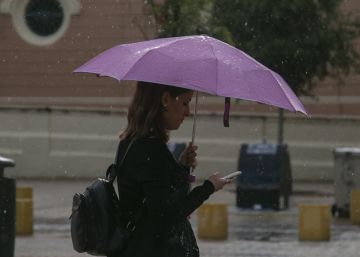 La dana se agota pero todavía deja un domingo de lluvias y tormentas
