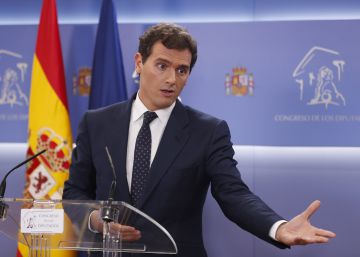 Albert Rivera denuncia que su cuenta de WhatsApp ha sido ‘hackeada’