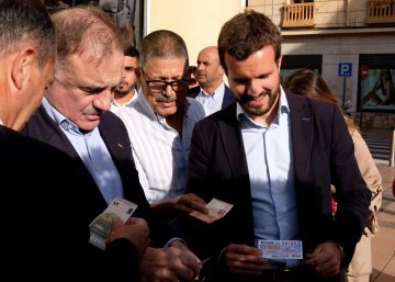 Casado convoca una convención económica sin los ministros del ramo de la era Rajoy