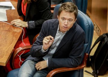 El PSOE se lanza contra Errejón, que le está arañando votos según las encuestas