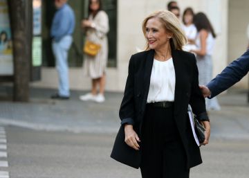 Cifuentes se sentará en mayo en el banquillo por el ‘caso máster’