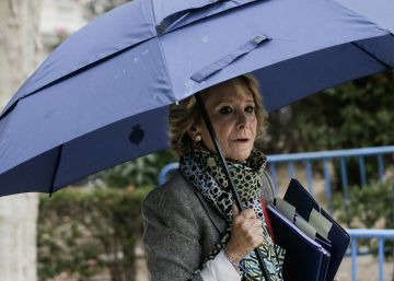 Los seis delitos que acechan a Esperanza Aguirre