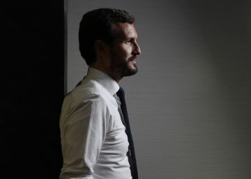 Casado: “Una gran coalición dejaría la alternativa en manos de Vox y Podemos”