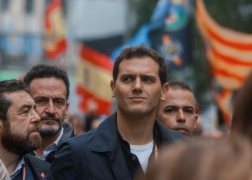 Rivera: “El Gobierno abandona a millones de españoles”