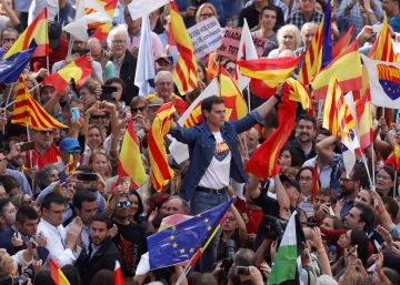 Rivera: “No hay barricada que pueda frenar la ilusión de un proyecto como España”