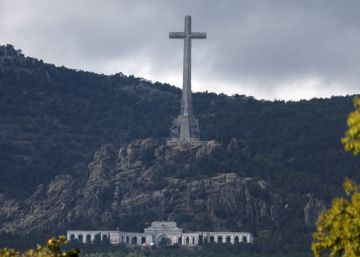 A la exhumación de Franco asistirán 22 familiares y costará 63.000 euros