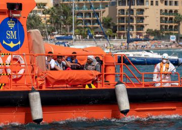 Rescatados los cuerpos de cinco ocupantes de una patera en Lanzarote
