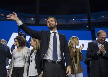 Casado cierra otra campaña pendiente de Vox y de “los goles en propia meta”
