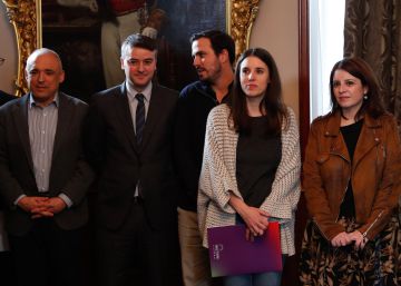 El PSOE acelera al máximo los contactos para investir a Sánchez antes de Navidad