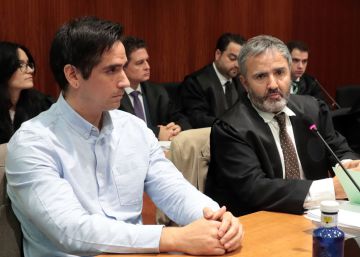 Rodrigo Lanza, durante la primera sesión del juicio por el asesinato de Víctor Laínez.