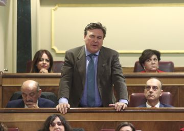 Errejón se une a BNG y Junts para pedir un nuevo grupo