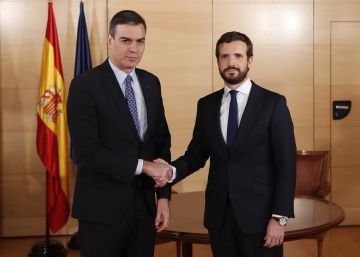 Sánchez y Casado se reúnen en La Moncloa en un clima de bloqueo