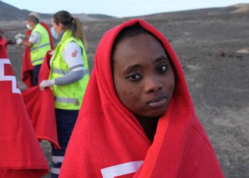 España reduce al 50% la migración irregular pero crece la vía a Canarias