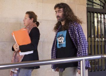 El juez descubre que seis grupos se aliaron en la trama de ‘sextorsión’ masiva