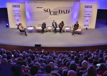 Un debate en Valencia sienta en el diván a la socialdemocracia