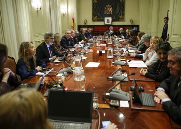 Gobierno y PP mantienen contactos para renovar a medio plazo el Poder Judicial