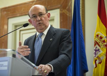 El magistrado del Constitucional que cita a Raimon