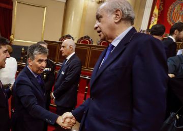 Los investigadores del ‘caso Villarejo’ suman indicios contra la cúpula de Interior del PP