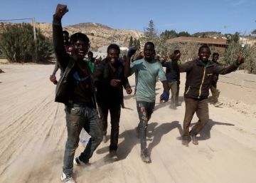 Estrasburgo avala las devoluciones en caliente de inmigrantes que saltan la valla ilegalmente en Ceuta y Melilla