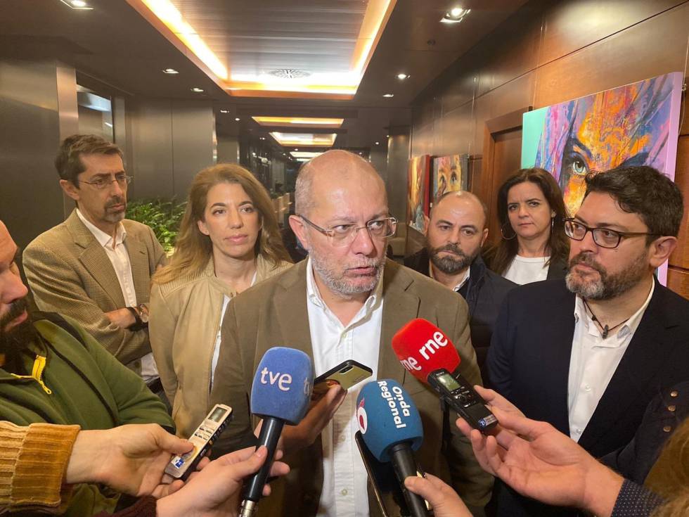 Ciudadanos suspende la elección de compromisarios para su asamblea ante el caos en las votaciones