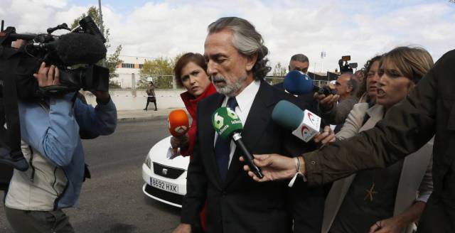 Francisco Correa asegura que cobraba comisiones del 3% que se repartía con el PP Francisco Correa asegura que cobraba comisiones del 3% que se repartía con el PP