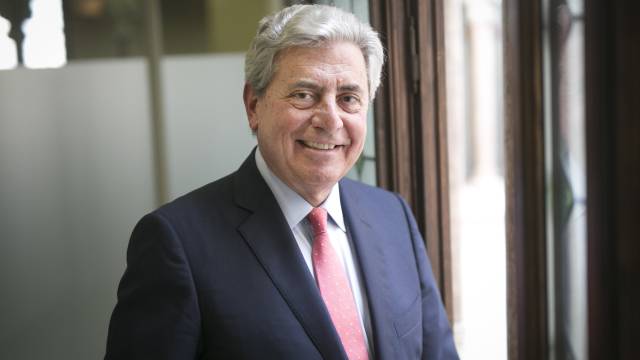 El doctor Rafael Blesa en el Palau Macaya de Barcelona