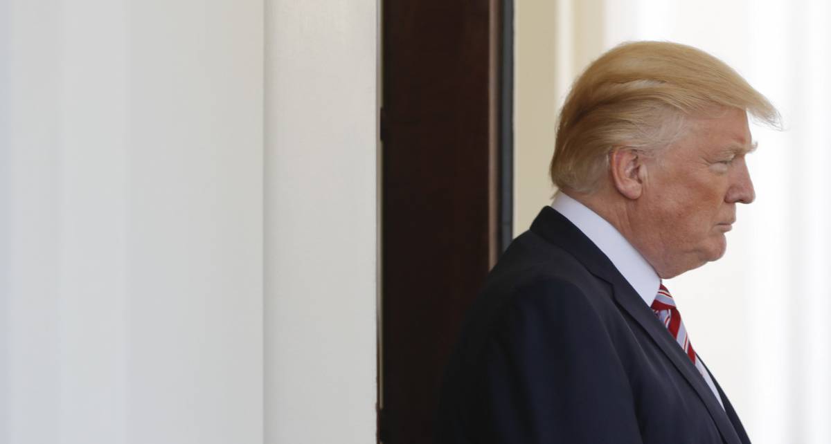 Trump presionó al director del FBI para que cerrase la investigación sobre Flynn en la trama rusa