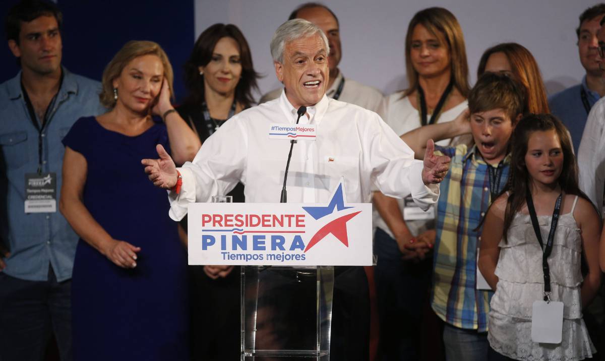 El expresidente de Chile y candidato presidencial de la coalición Chile Vamos, Sebastián Piñera, tras las elecciones