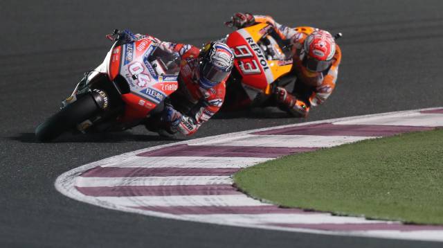 Dovizioso gana en Qatar con 27 milésimas de ventaja sobre Márquez
