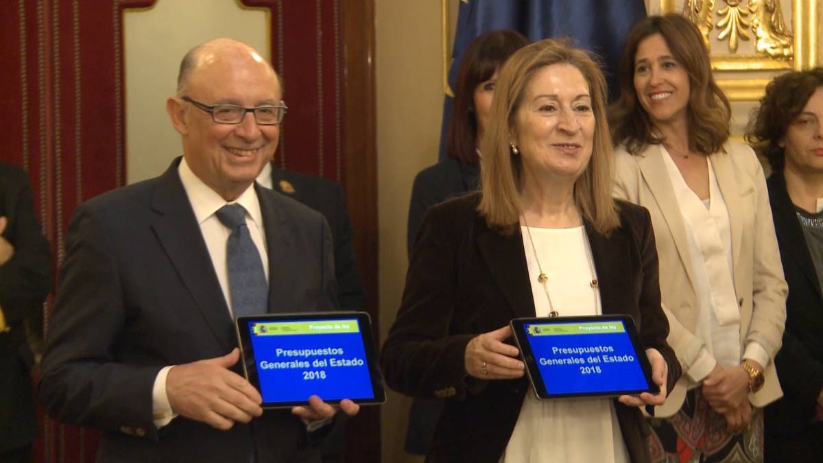 Pensionistas y funcionarios se llevan la mitad de los Presupuestos