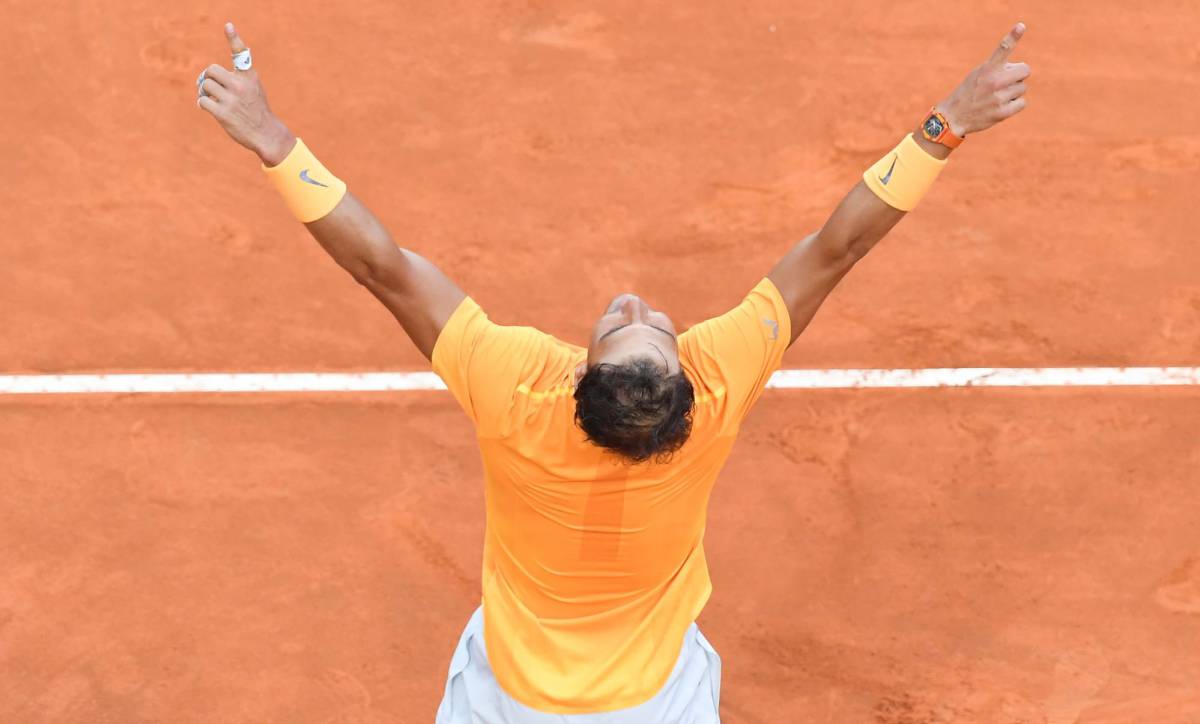 Nadal celebra su triunfo contra Zverev, este domingo en Roma.