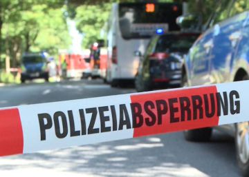Al menos una decena de heridos en un ataque con cuchillo en un autobús en Alemania