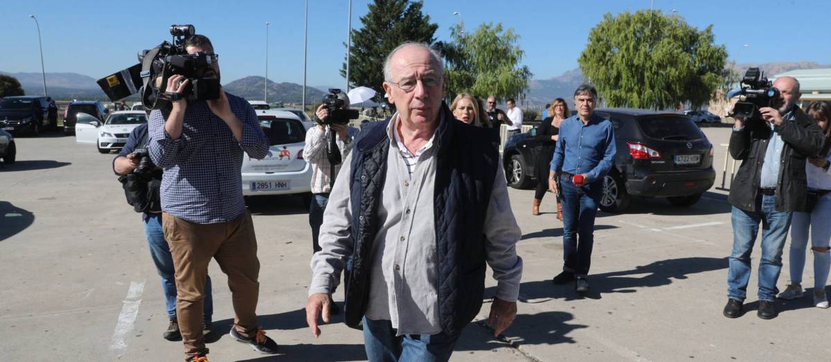 Rodrigo Rato pide “perdón a la sociedad” al ingresar en la cárcel de Soto del Real