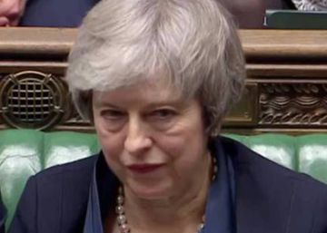 El Parlamento británico rechaza por rotunda mayoría el pacto de Brexit de May