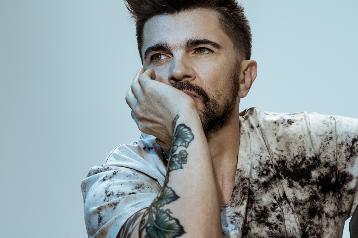 Asiste a un encuentro exclusivo con Juanes