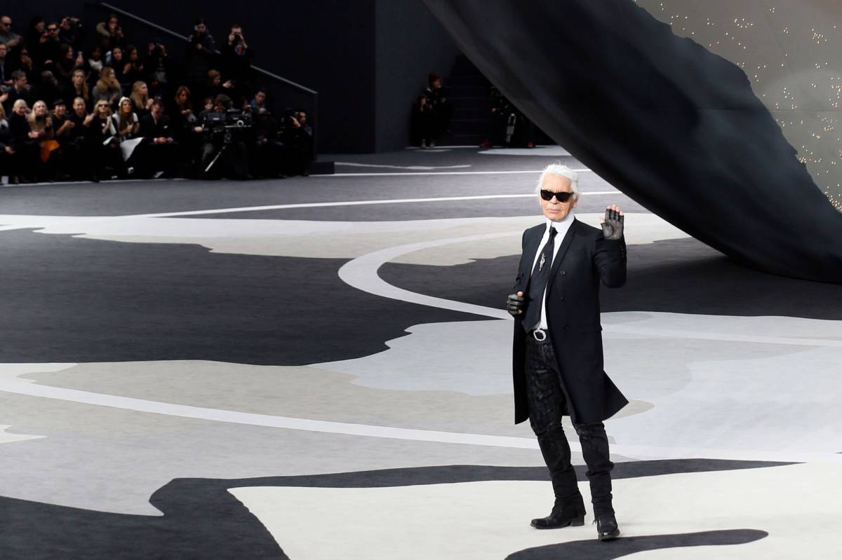 Muere Karl Lagerfeld