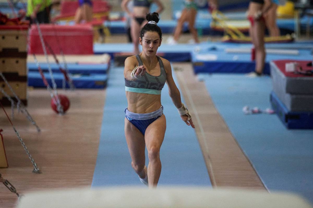 GRAF3168. MADRID, 02102019.- Ana Pérez, durante un entrenamiento del equipo español de gimnasia en el Centro de Alto Rendimiento (CAR) de Madrid.