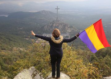 La exhumación de Francisco Franco del Valle de los Caídos, en imágenes