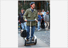 Un inventor presenta un nuevo medio de transporte que