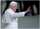 El Papa convoca al colegio cardenalicio para tratar los casos de pederastia