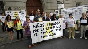 Afectados por los casos de ‘niños robados’ piden apoyo a Justicia