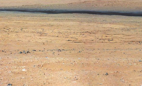 La zona bautizada Glenelg hacia la que se dirige el 'Curiosity' presenta bandas de diferente tonalidad.