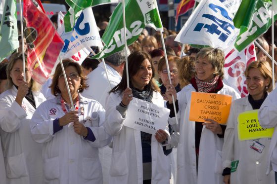 Médicos de España, Irlanda, Grecia y Portugal piden a la UE salvar la sanidad