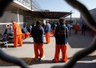 Obama pode reduzir as penas de milhares de pequenos traficantes Obama pode reduzir as penas de milhares de pequenos traficantes