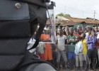 “Não dão roupa nem comida; esperam que os infectados morram”