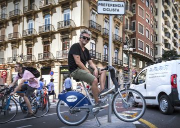 “Un kilómetro de pedaleo ahorra 0,25 euros a la ciudad”