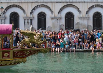 Venecia no quiere a los turistas tirados por los suelos